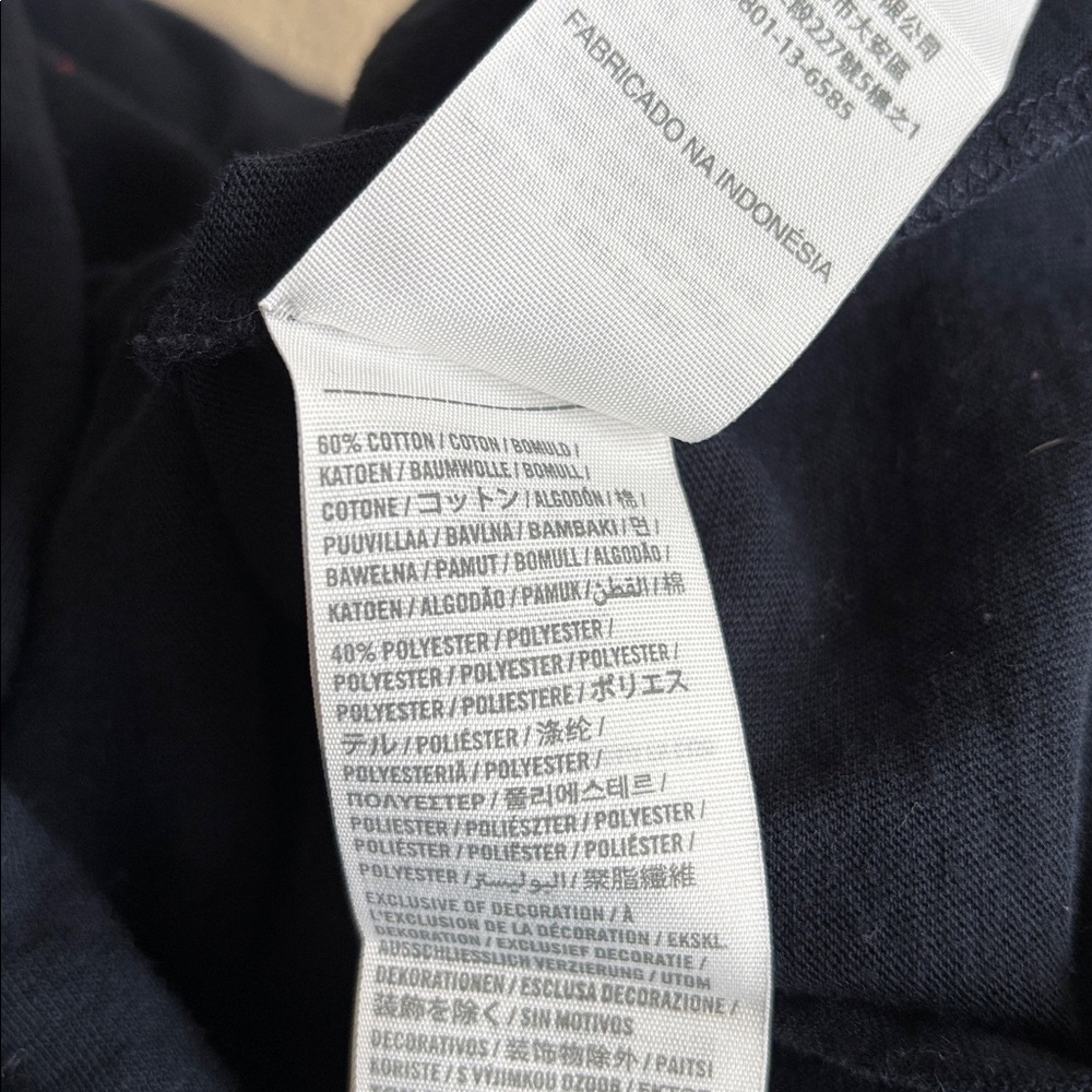 Hollister Shirt Navy Blue Y2K Long Sleeve Medium Bird‎ Logo Slim Fit 2010s - Picture 6 of 8
